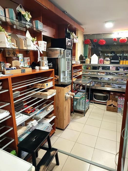 Продавам бизнес пекарна / сладкарница в центъра на София