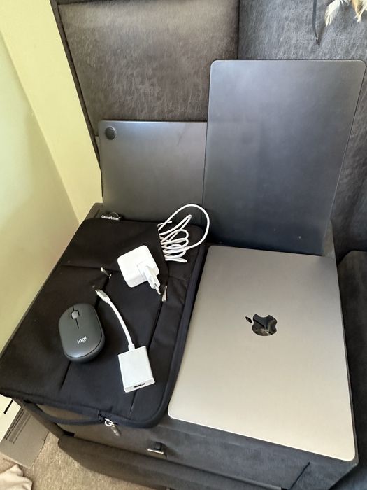 MacBook Air m2 Apple в Гаранция!!!