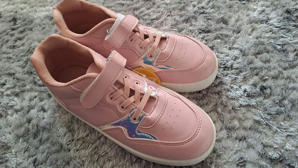 Маратонки/Спортни обувки 39