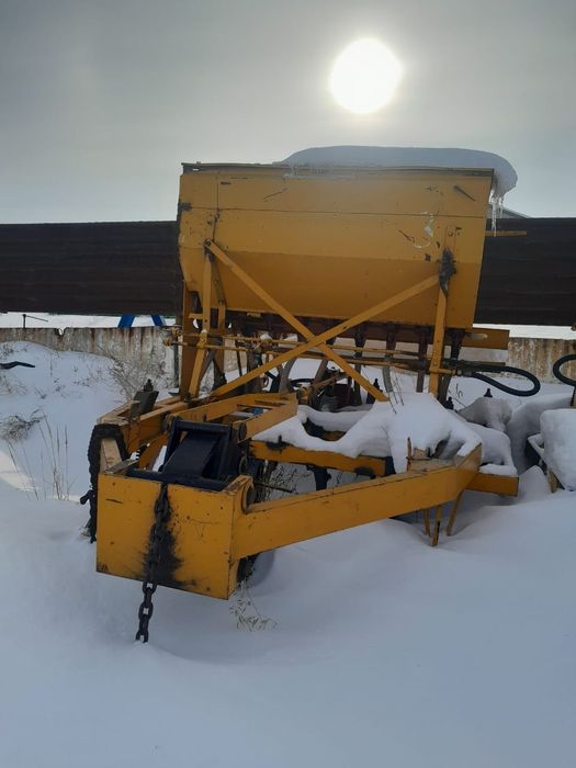 Продам сеялки Омичка