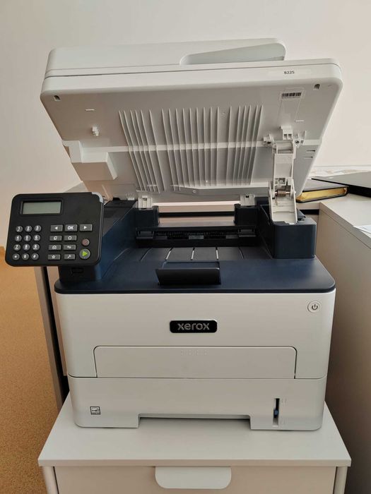 Imprimanta Xerox B225