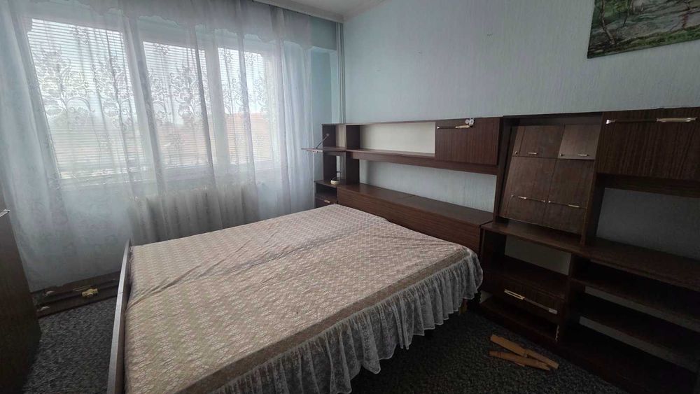 тристаен , обзаведен апартамент под наем