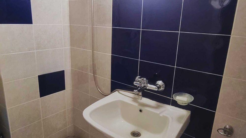 Дава се под наем Тристаен апартамент в София, Люлин - център - 120 кв.м за 561 € - Снимка #3