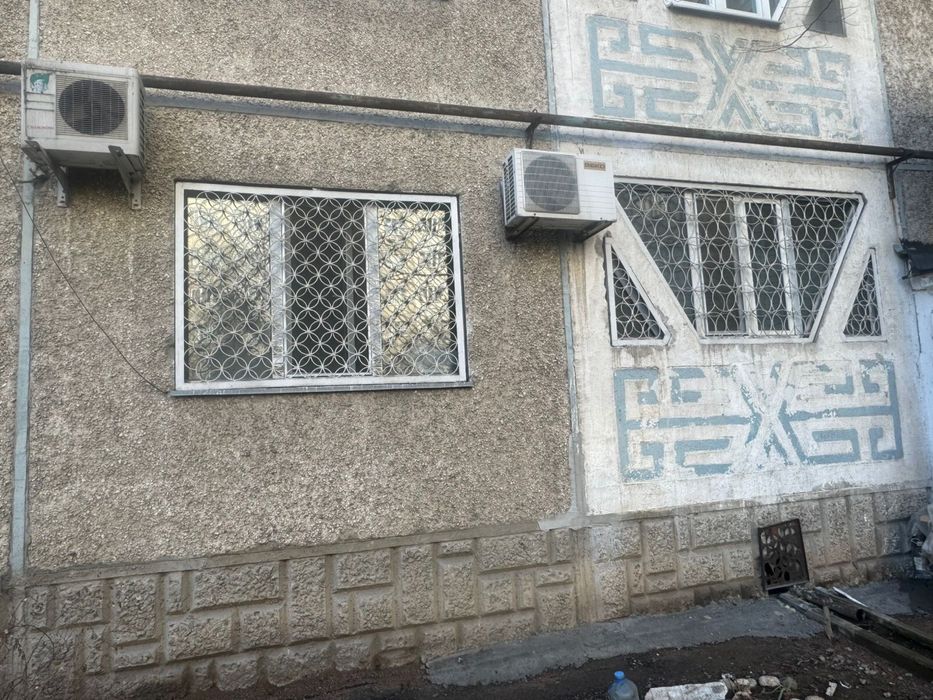 Б/у решетки, окна, кондиционер