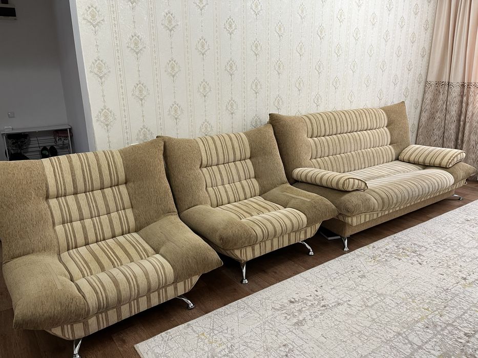 Продам мягкий уголок