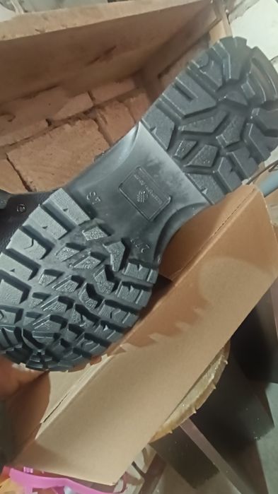 Берцы новые 43 р