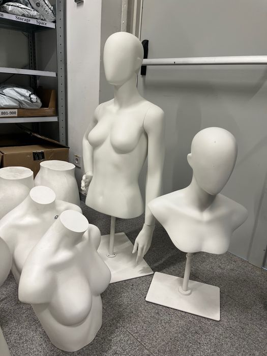 Гипсови манекени