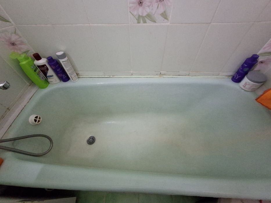 Продам чугунную ванну