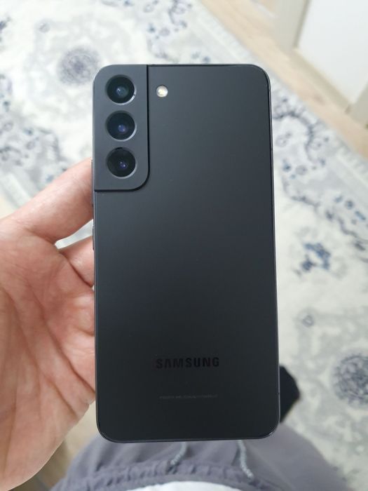 Samsung s22 8/256gb black kha