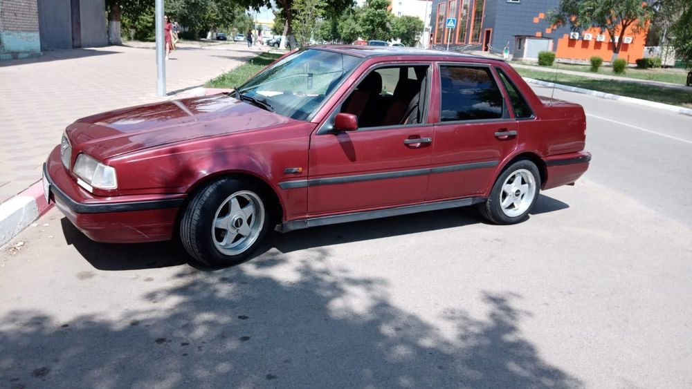 Продам автомобиль состояние среднее