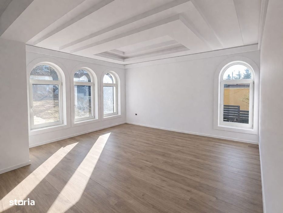 Casa noua cu etaj in oras