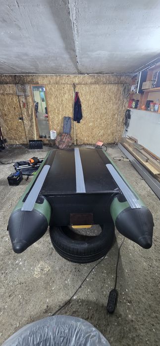 Продается лодка Аква 2800 с мотором