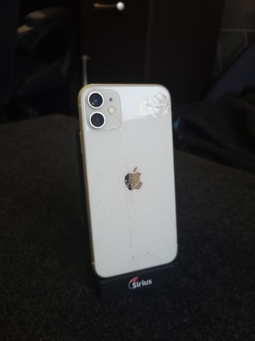 Айфон 11 128 гб .