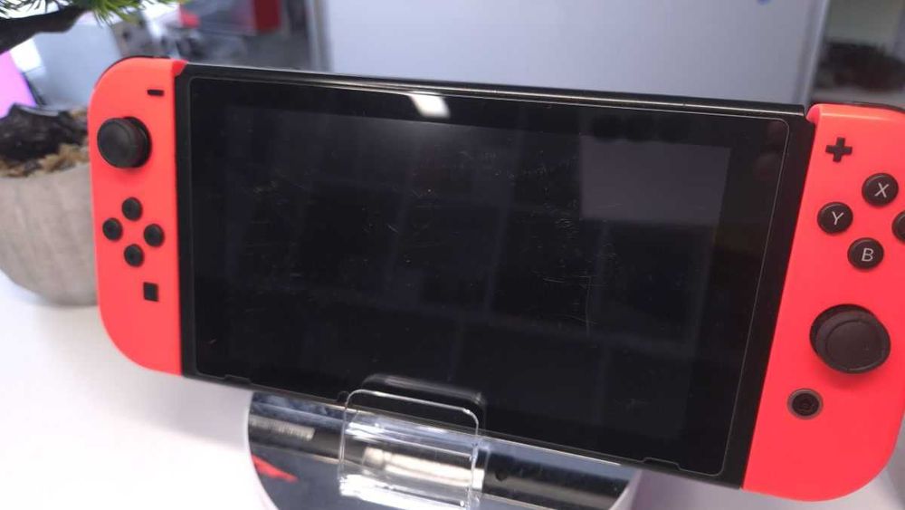 Nintendo Switch V2 Red Frugal Gamer, Modat Picofly/128GB/18 Jocuri