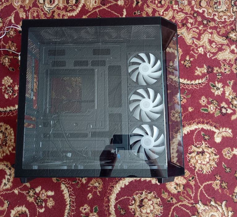 Продам корпус для сборки  компьютера