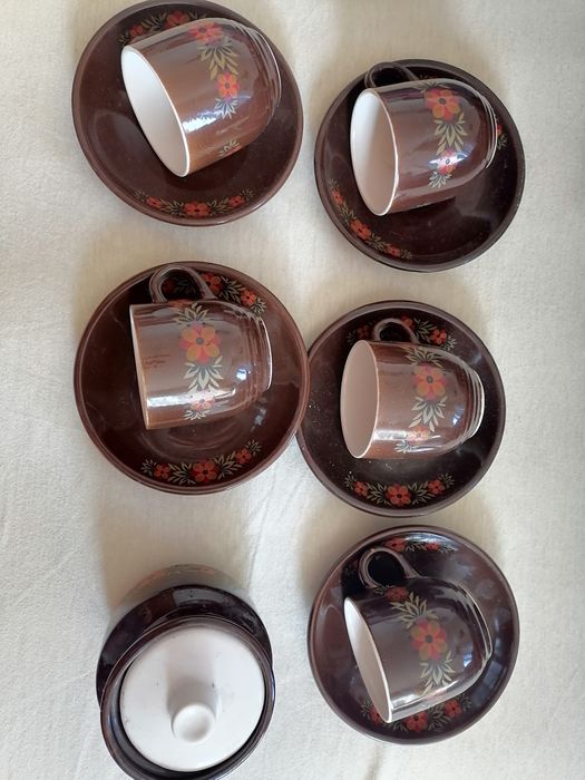 Чаши за кафе+захарница