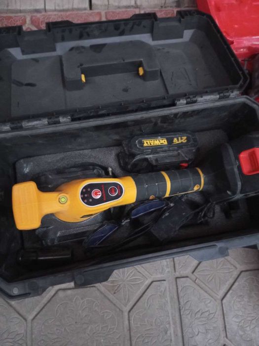 Злектро инструмент