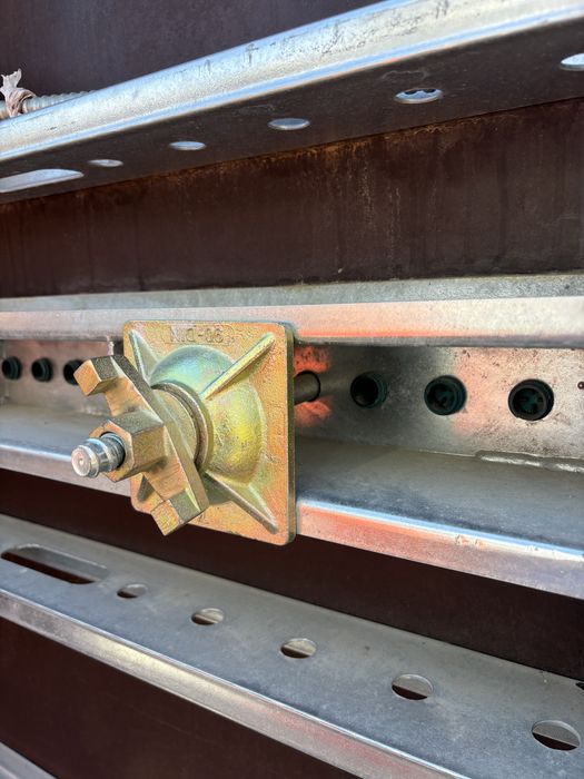 Cofraje metalice set 100mp hunnebeck rasto panouri metalice stalpi