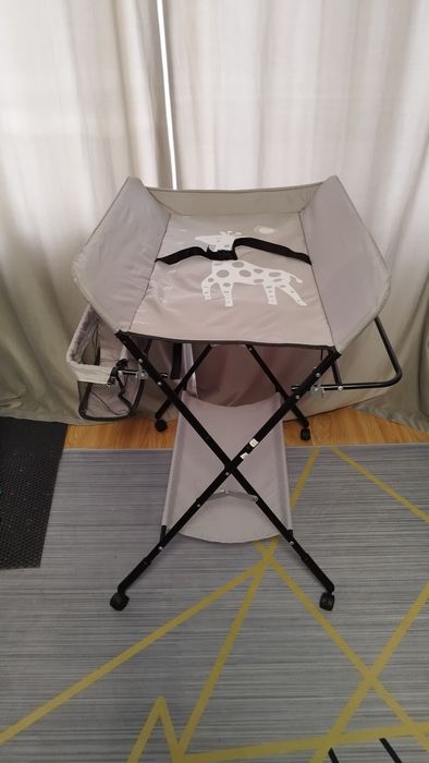 Пеленальный столик