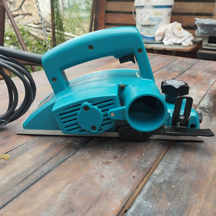 Електрическо ренде Makita N1923B made ın Japan