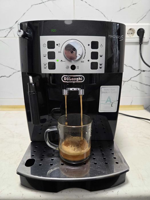 Espressor Automat DeLonghi Magnifica S ECAM 22.110 Aparat Cafea Boabe