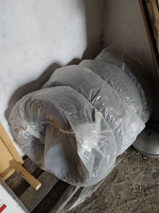 Продам зимние шины на 16 (диаметр)
