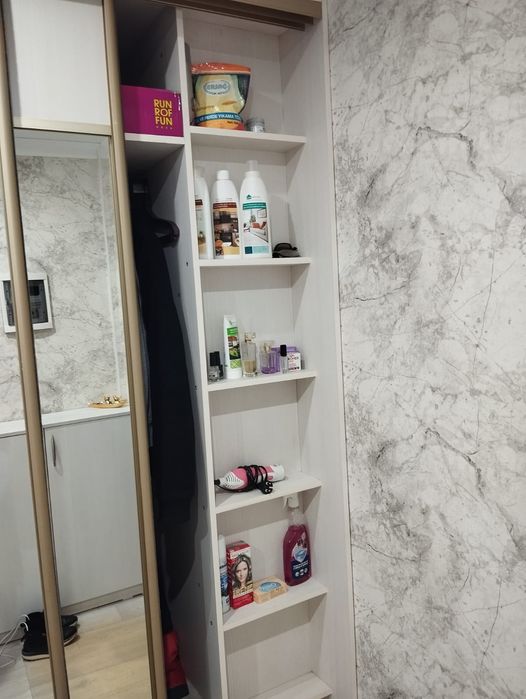 Продается прихожая