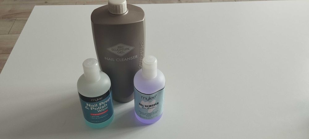 Разпродажба на материали за нокти