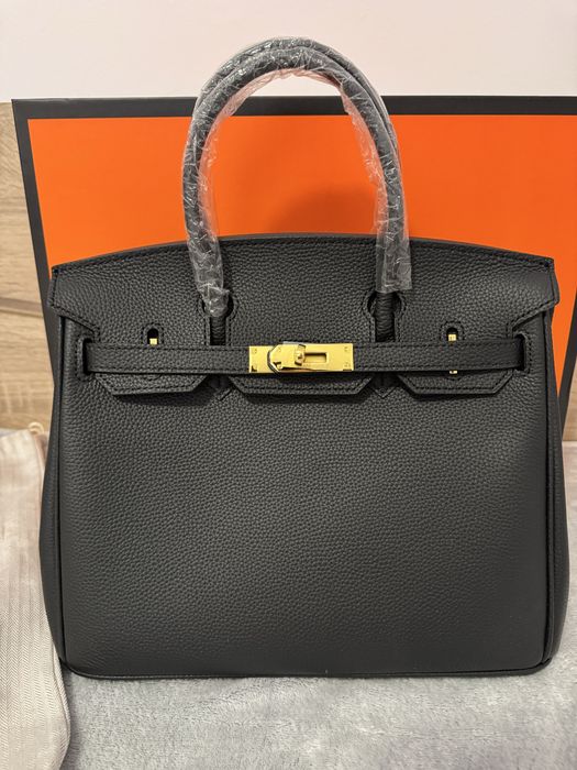 Дамска чанта