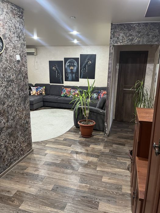 Продам 4х комнатную квартиру