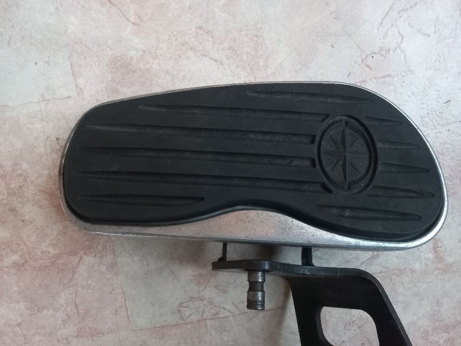 Yamaha XVS650 DragStar V-Star Classic Степенки Платформи