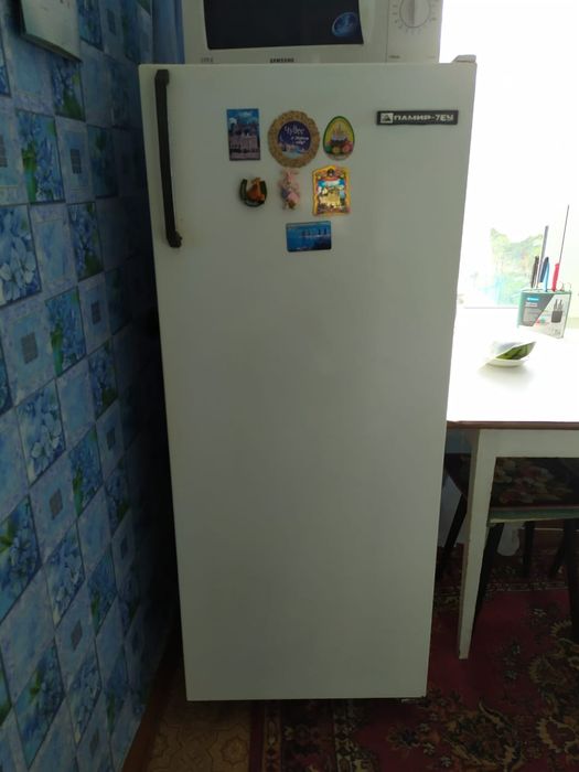 продам холодильник