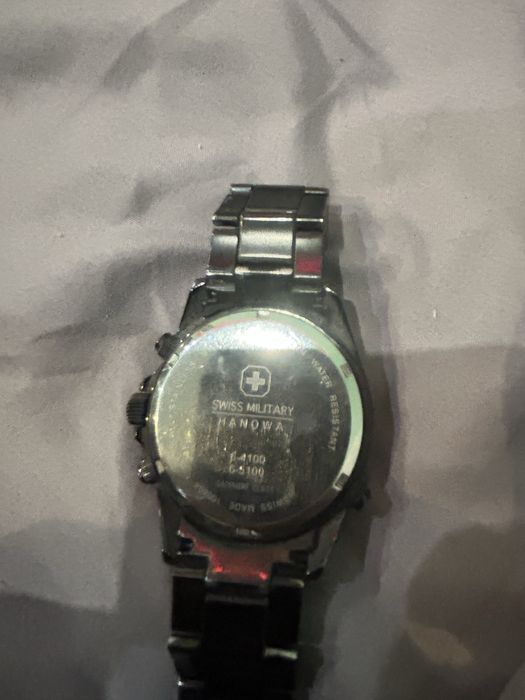 Часовник Swiss Military Hanowa