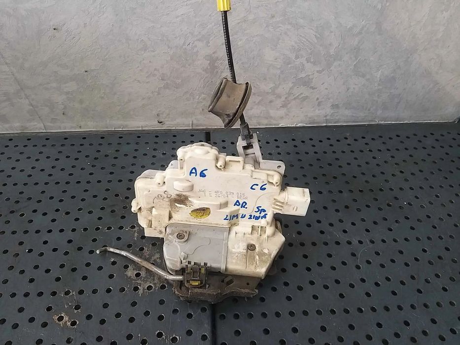 Broasca usa dreapta spate audi a6 c6 4f 4f0839016