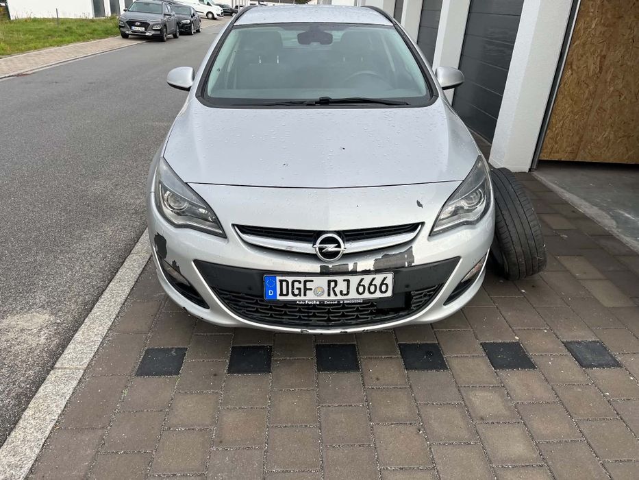 OPEL Astra 2015 — imagine 4