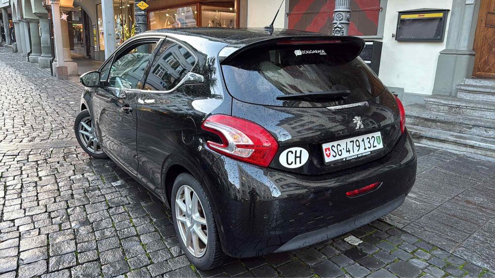 Peugeot 208, 1.6 turbo