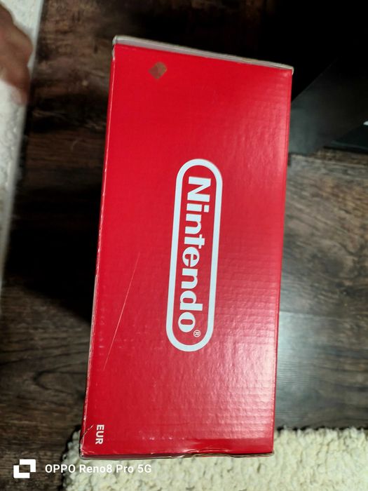 Nintendo switch OLED model white