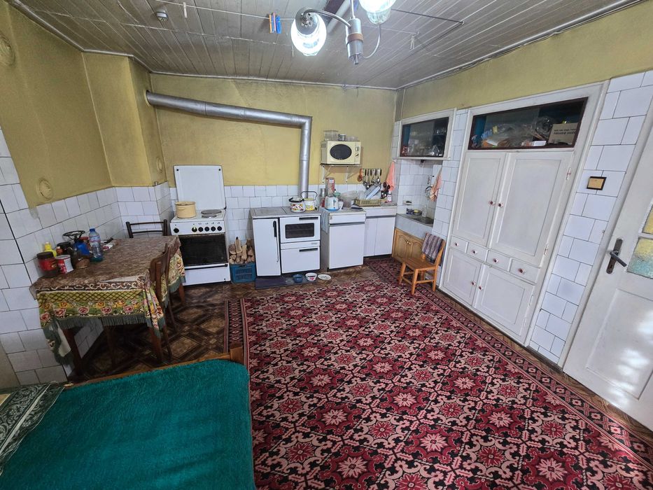 Къща в село Полски Сеновец