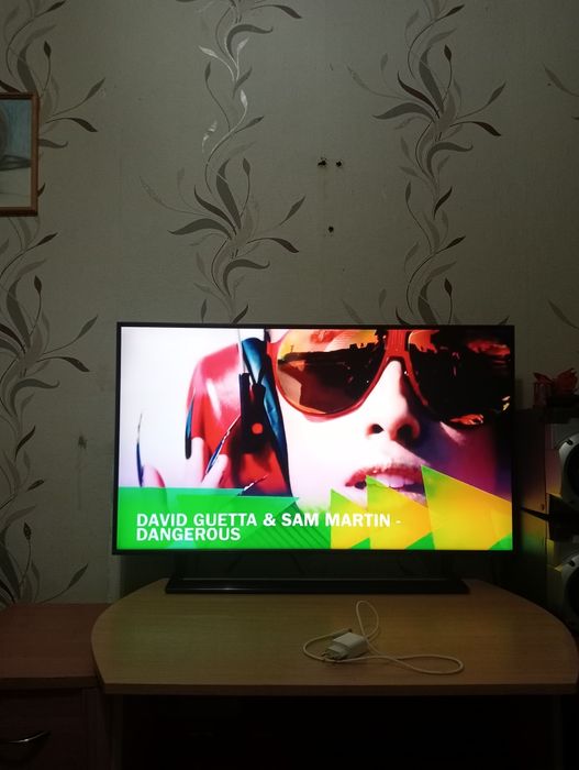 Продам телевизор в идеальном состоянии