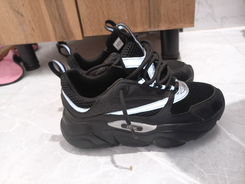 DIOR B 22 дрил жоски