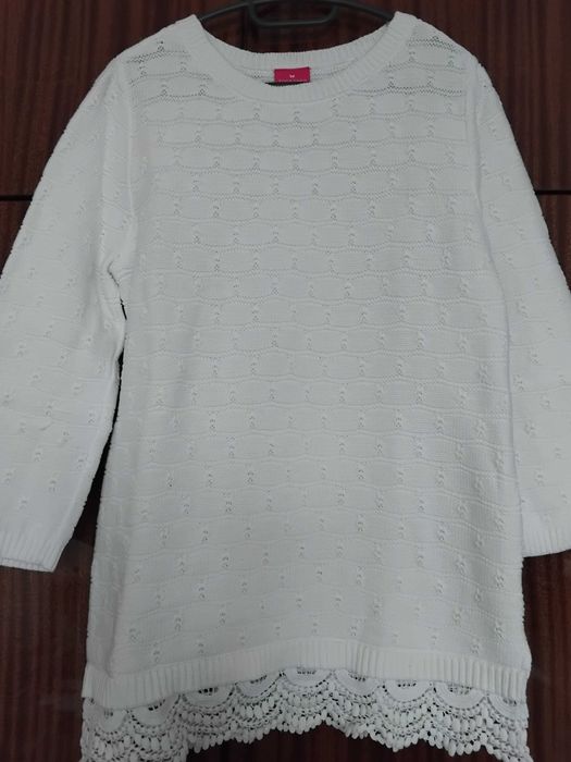 Снежнобяла блуза с дантела TOGETHER