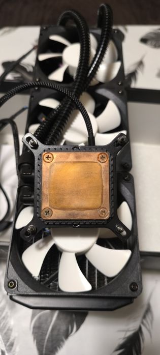 Охлаждане Fractal design kelvin 36