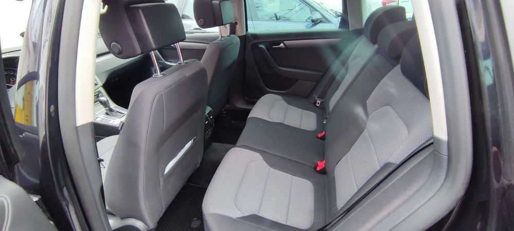 wolksvagen passat 2012