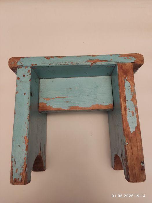 Табурет   дачный