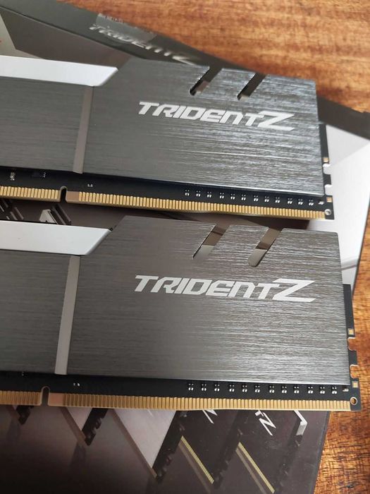 16GB 4000Mhz CL18 - G.Skill TridentZ (НОВИ)