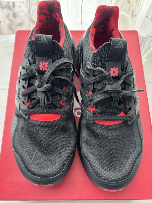 Adidas UltraBoost DNA Mono Chinese New Year маратонки