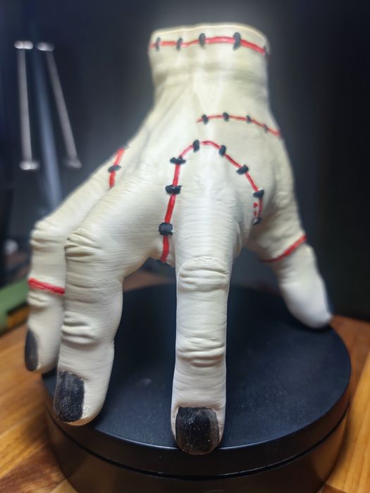 Wednesday The Thing Нещото Семейство Адамс