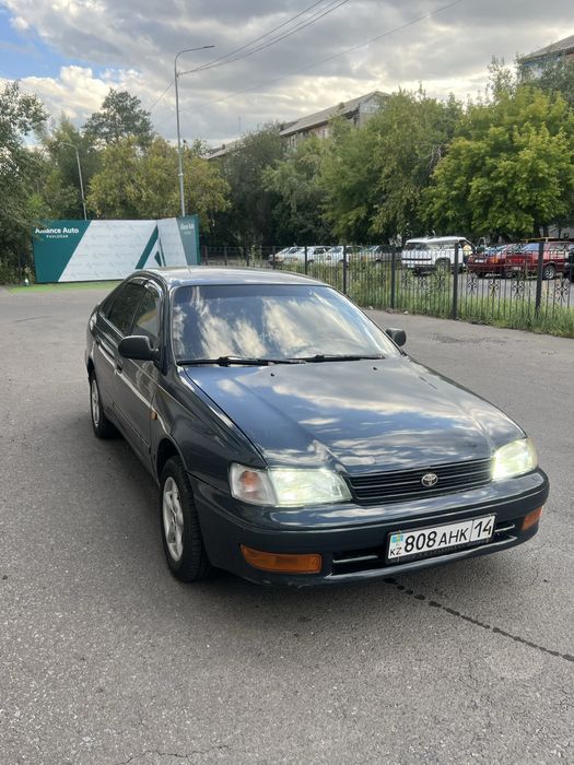 Продам Toyota Carina E