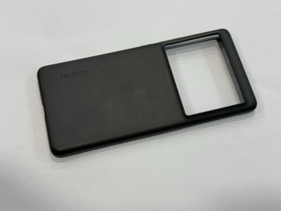 Realme GT 6 – 512GB памет / 16GB RAM