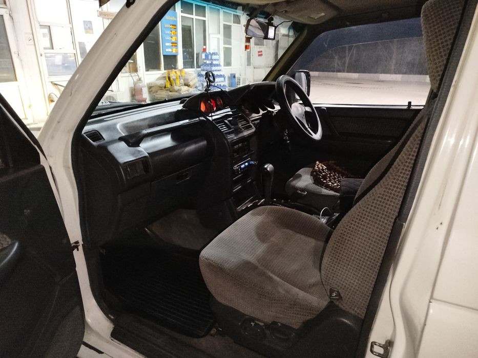 Паджера. 2  2.5 литр